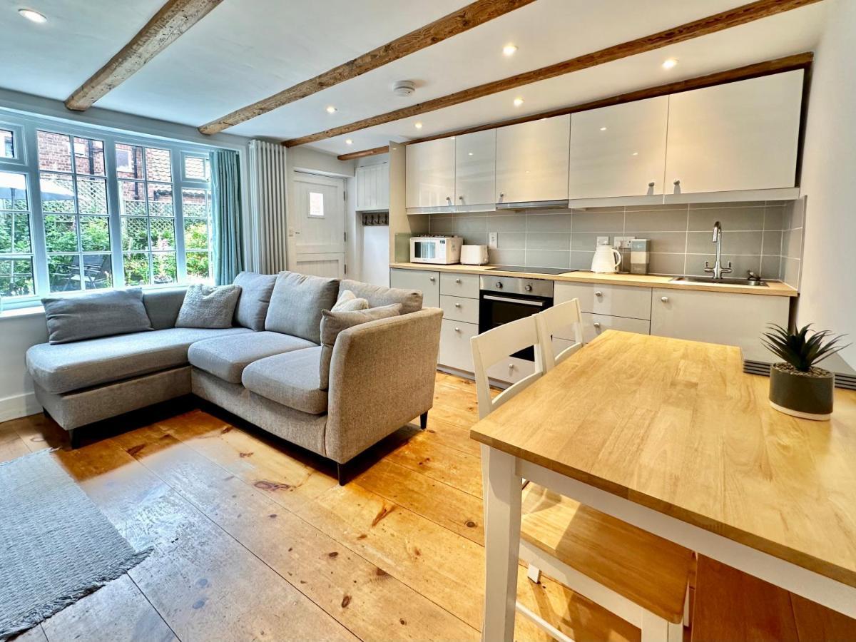 Holiday home Hagstone *