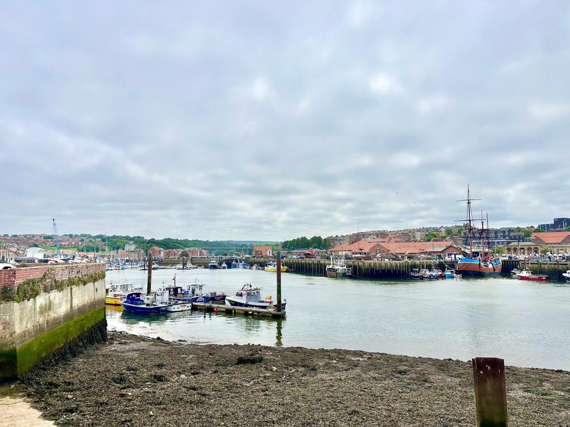 Hagstone * Whitby